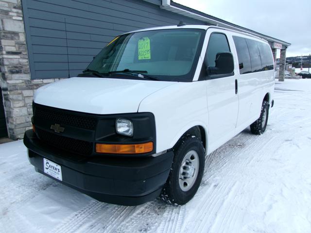 12-passenger van rental vehicle